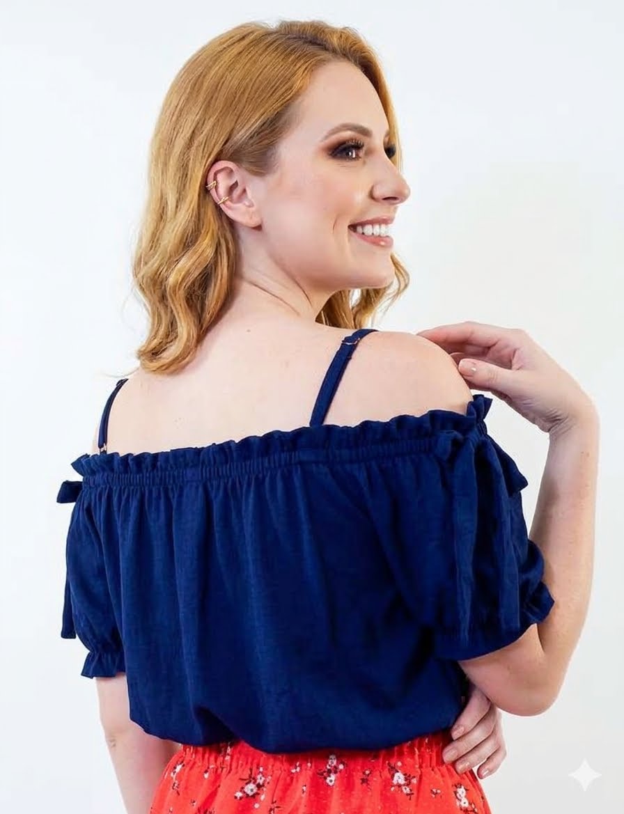 BLUSA DE MANGAS CORTAS CON TIRANTES
